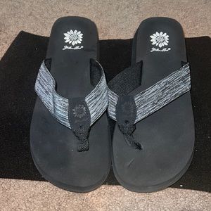 Yellowbox Black & Grey Flipflops